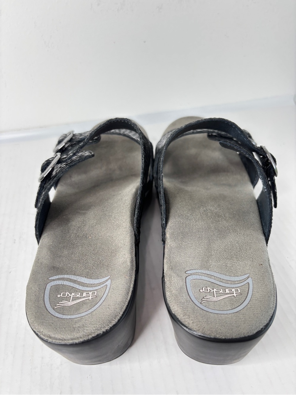 Dansko Sophie Sandals Black Leather Slip On Shoes Sz 41 US 10.5 / 11 Adjustable - Picture 12 of 16